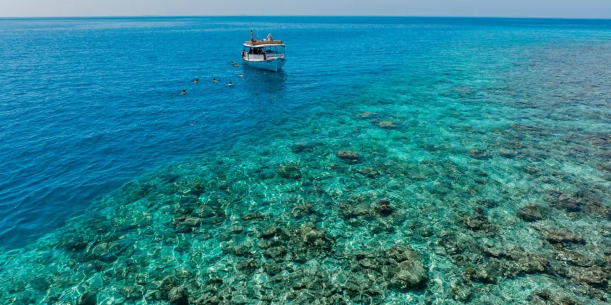 Blue Economy Maldive Barriera Corallina Como Cocoa Island 4 3x